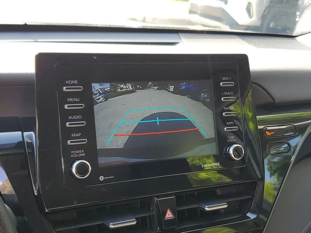 2023 Toyota Camry LE photo 26
