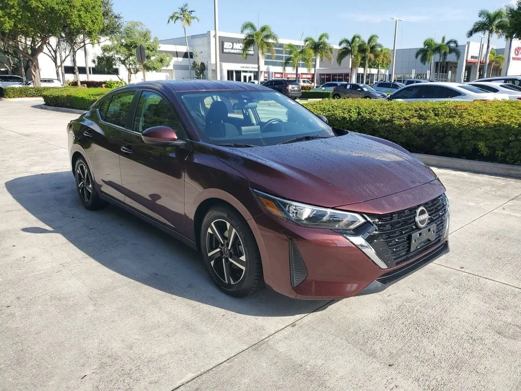 2024 Nissan Sentra SV photo 3