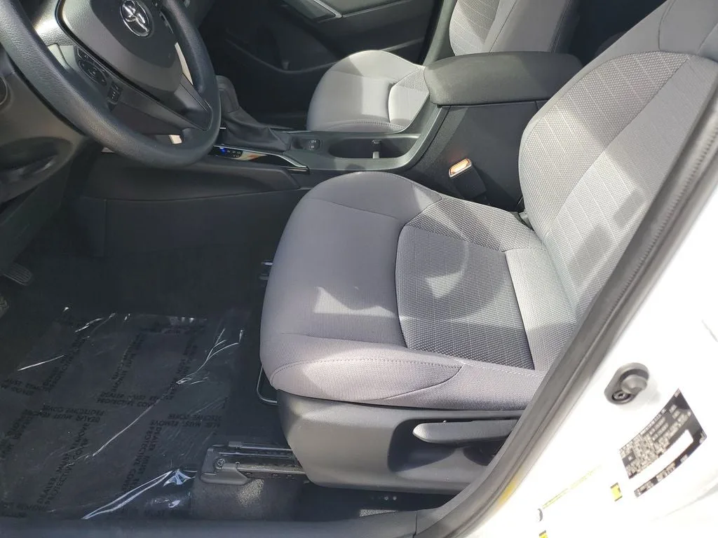 2023 Toyota Corolla Cross Hybrid S photo 20