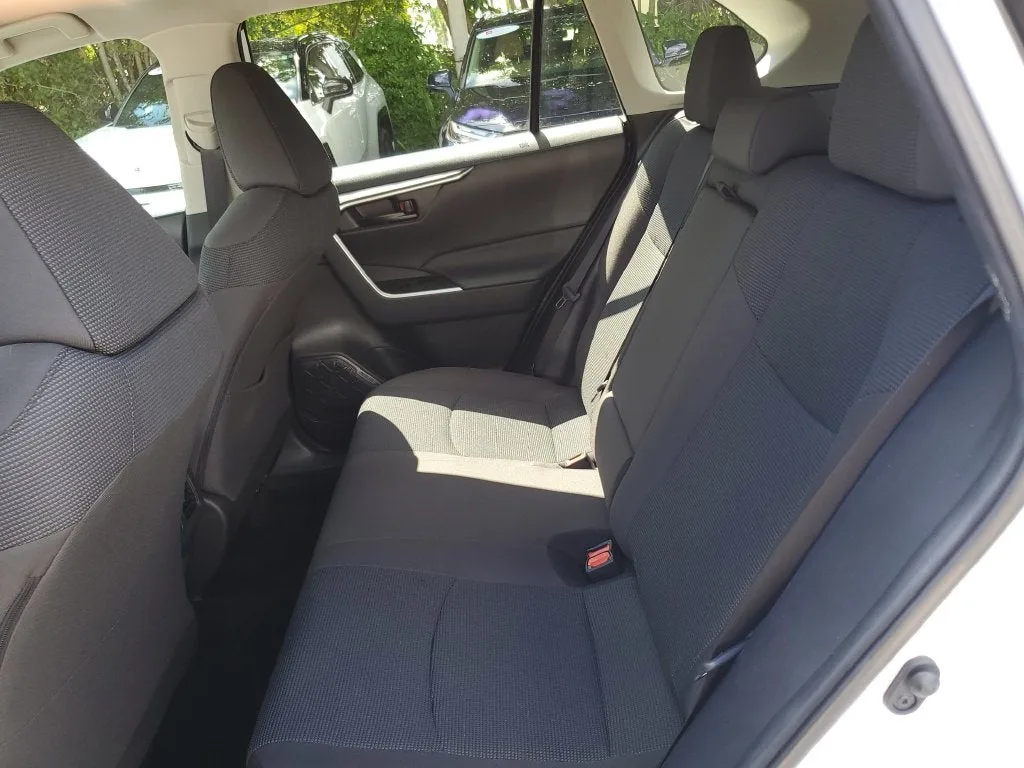 2024 Toyota RAV4 LE photo 11