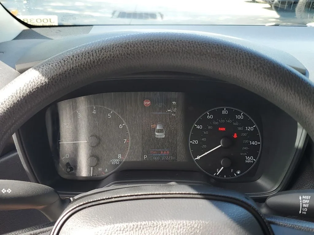 2023 Toyota Corolla LE photo 25