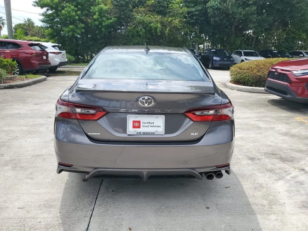 2024 Toyota Camry SE photo 5