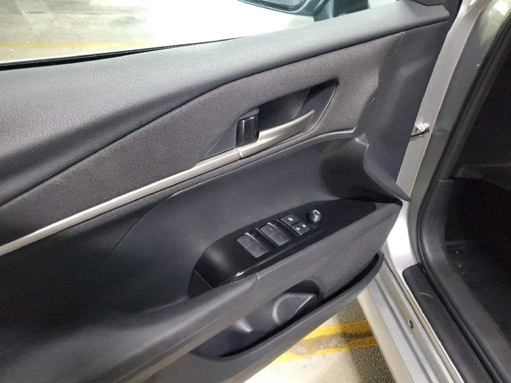 2026 Toyota Camry LE photo 18