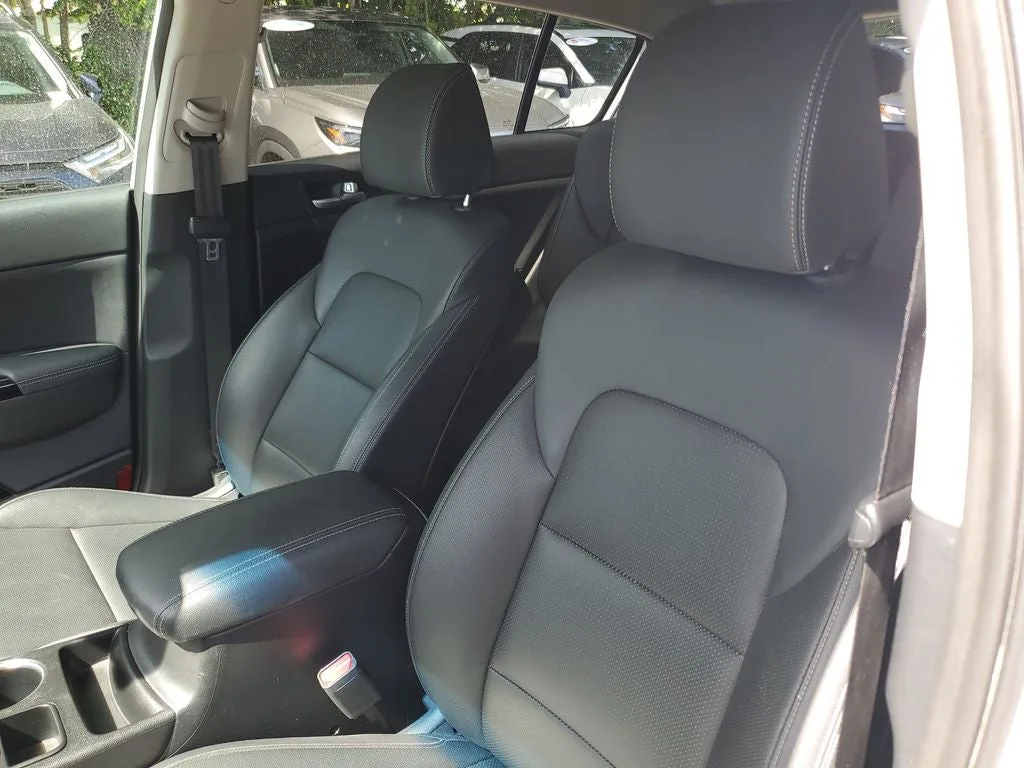 2021 Kia Sportage EX photo 20