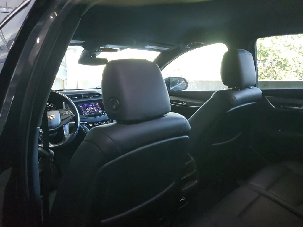 2023 Cadillac XT5 Luxury photo 14