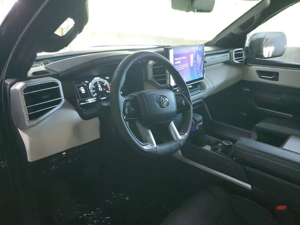 2025 Toyota Sequoia Capstone photo 23