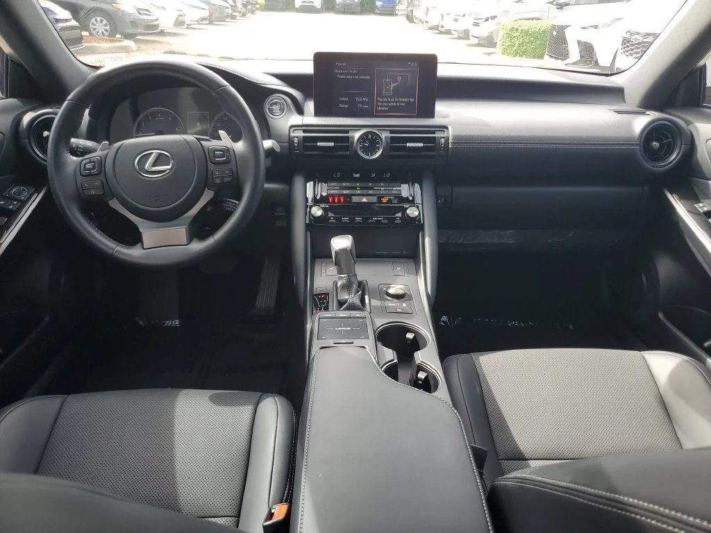 2024 Lexus IS 350 F SPORT Design photo 15