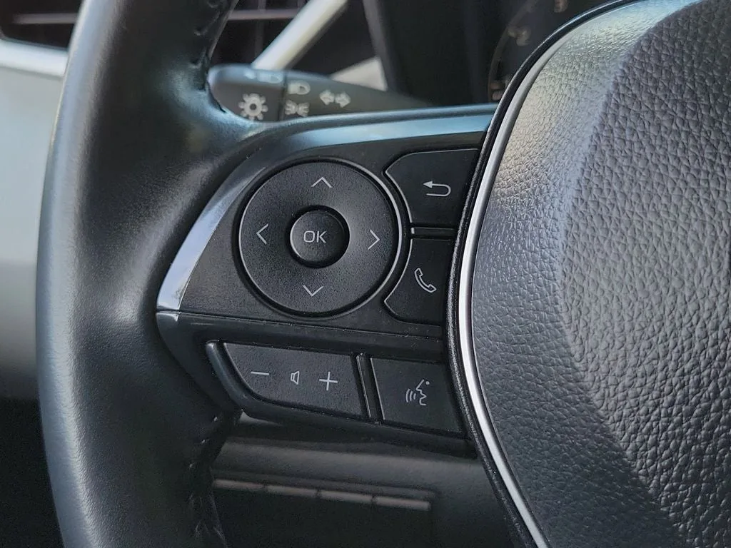 2024 Toyota Corolla SE photo 24