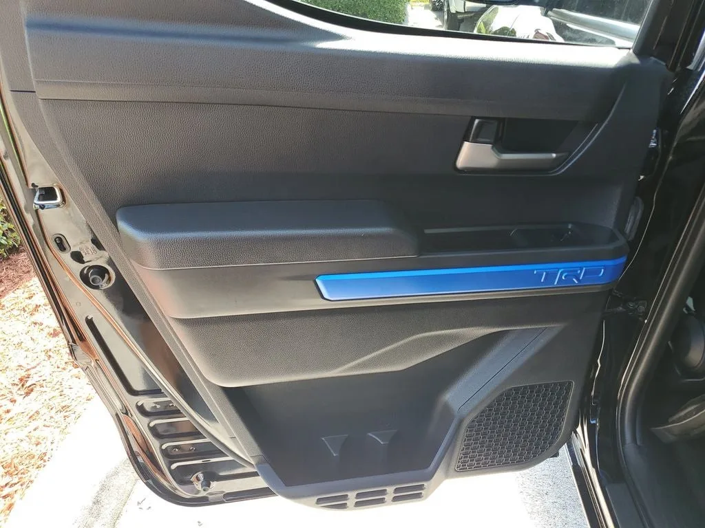 2025 Toyota Tacoma TRD Sport photo 11