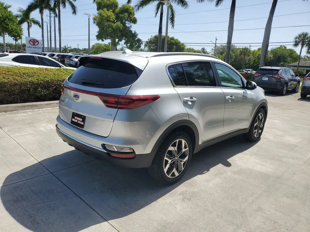 2021 Kia Sportage EX photo 4
