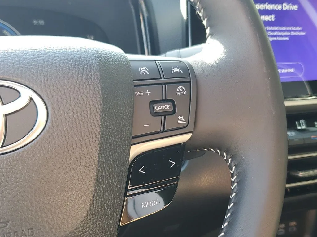 2026 Toyota Camry SE Nightshade photo 25