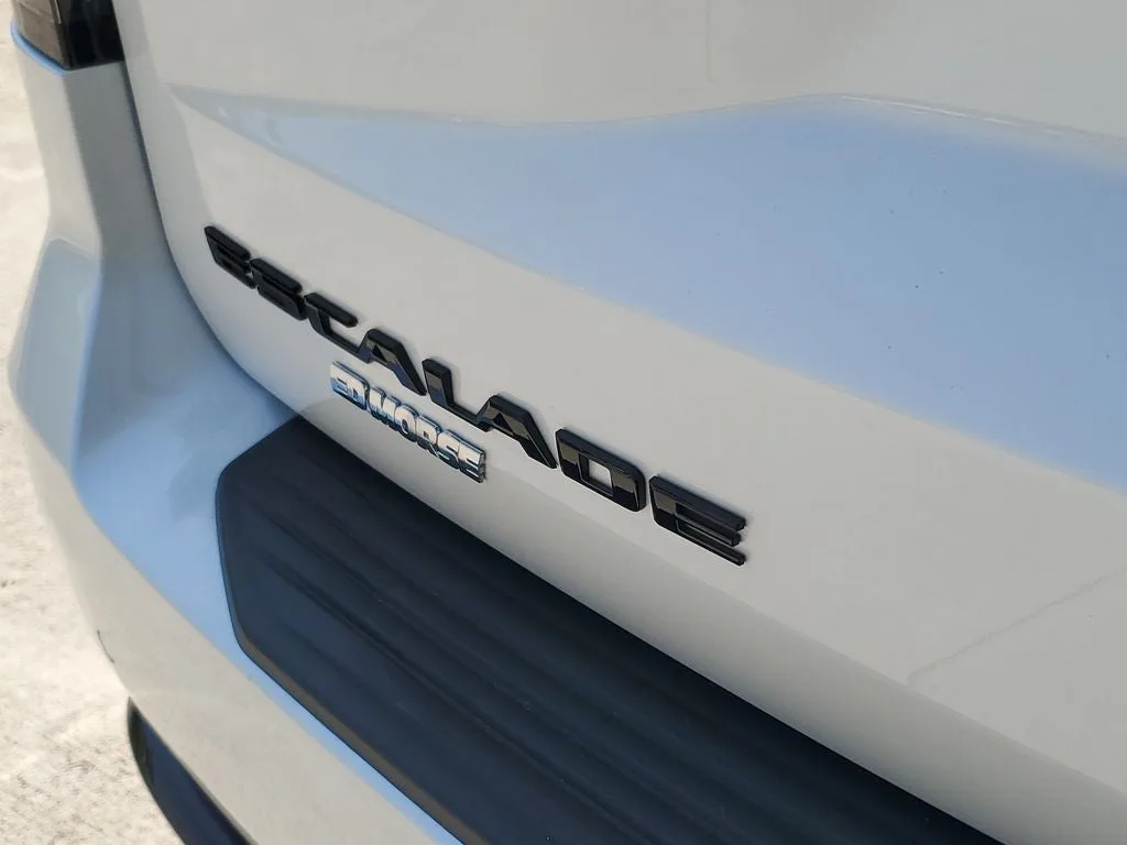 2024 Cadillac Escalade Sport Platinum photo 9