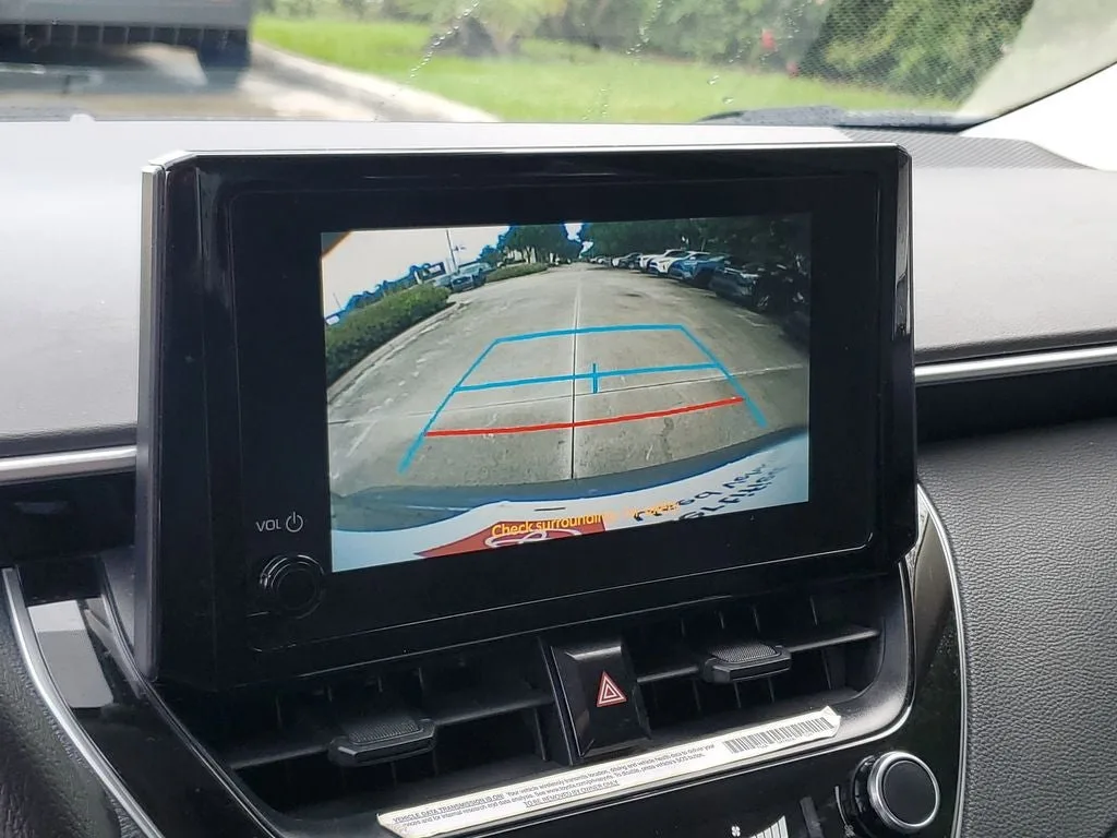 2024 Toyota Corolla LE photo 27