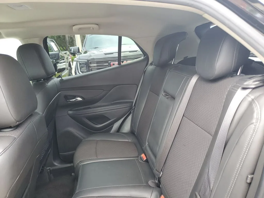 2020 Buick Encore Preferred photo 11