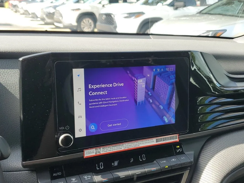 2026 Toyota Camry SE photo 25