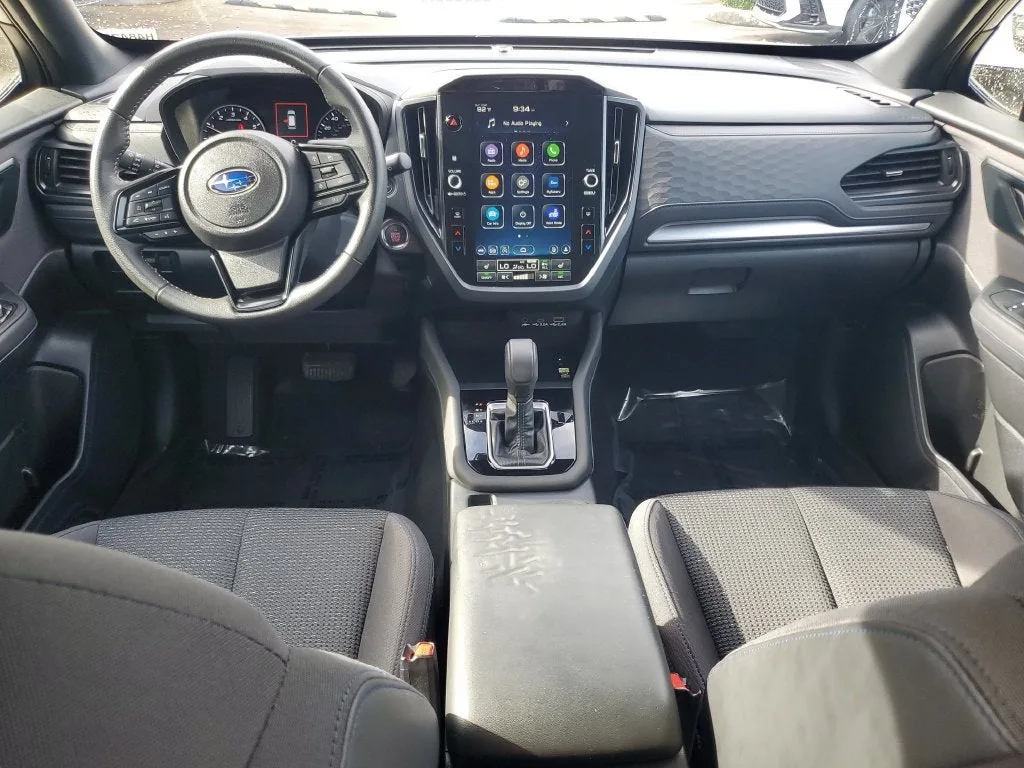 2025 Subaru Forester Premium photo 15