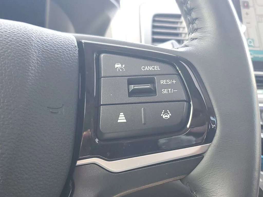 2025 Honda Odyssey Touring photo 26