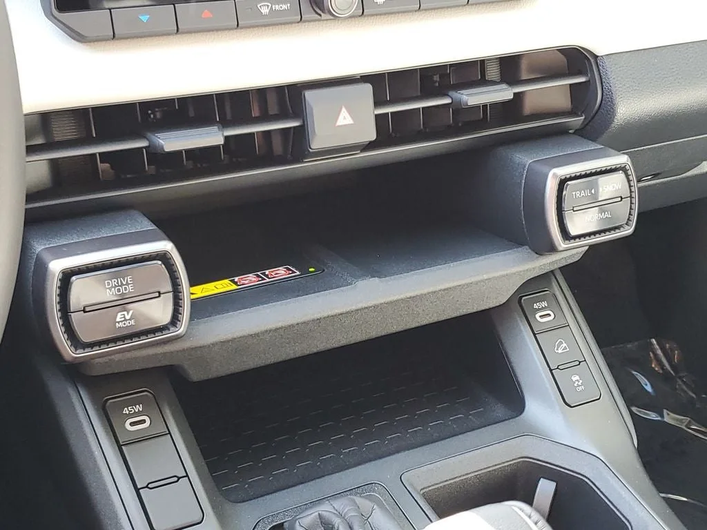 2026 Toyota RAV4 XLE Premium photo 30