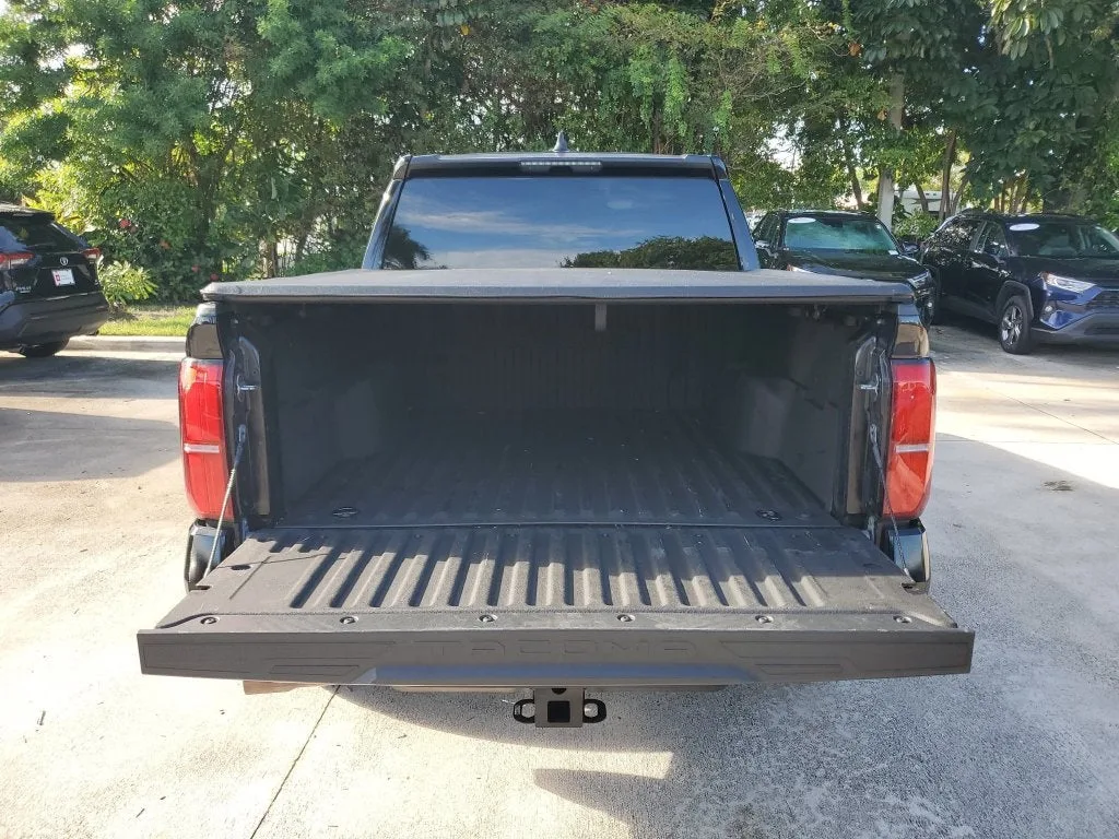 2024 Toyota Tacoma SR5 photo 10