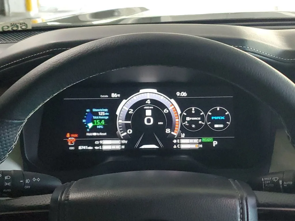 2025 Toyota Sequoia Capstone photo 27