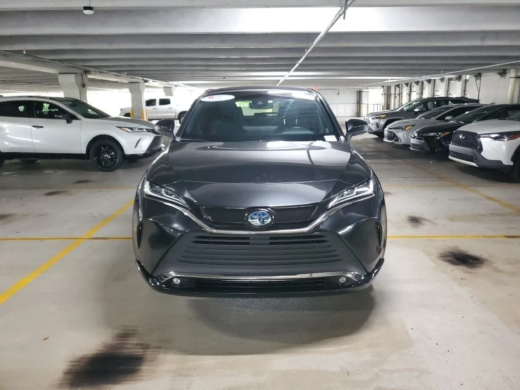 2023 Toyota Venza Nightshade photo 2