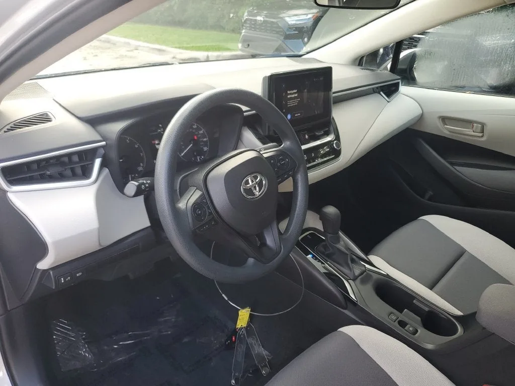 2024 Toyota Corolla LE photo 21
