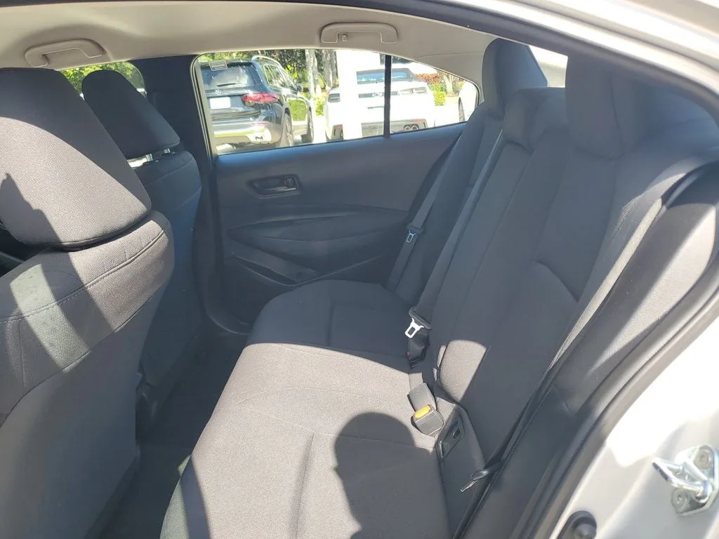 2024 Toyota Corolla LE photo 13