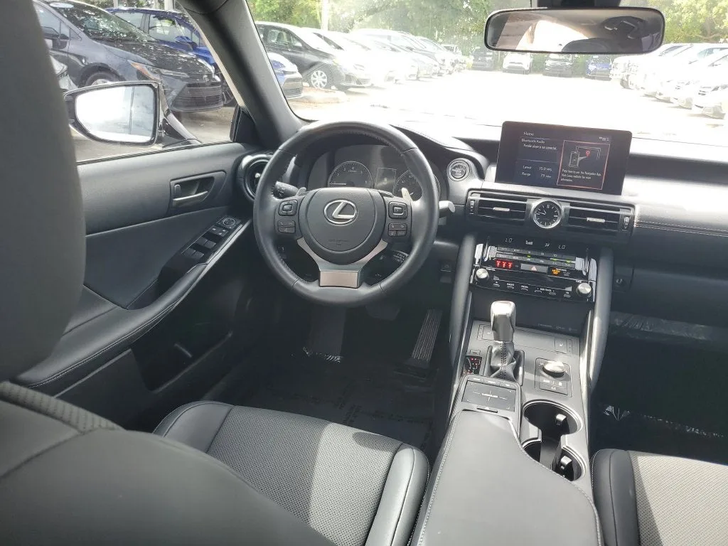 2024 Lexus IS 350 F SPORT Design photo 14