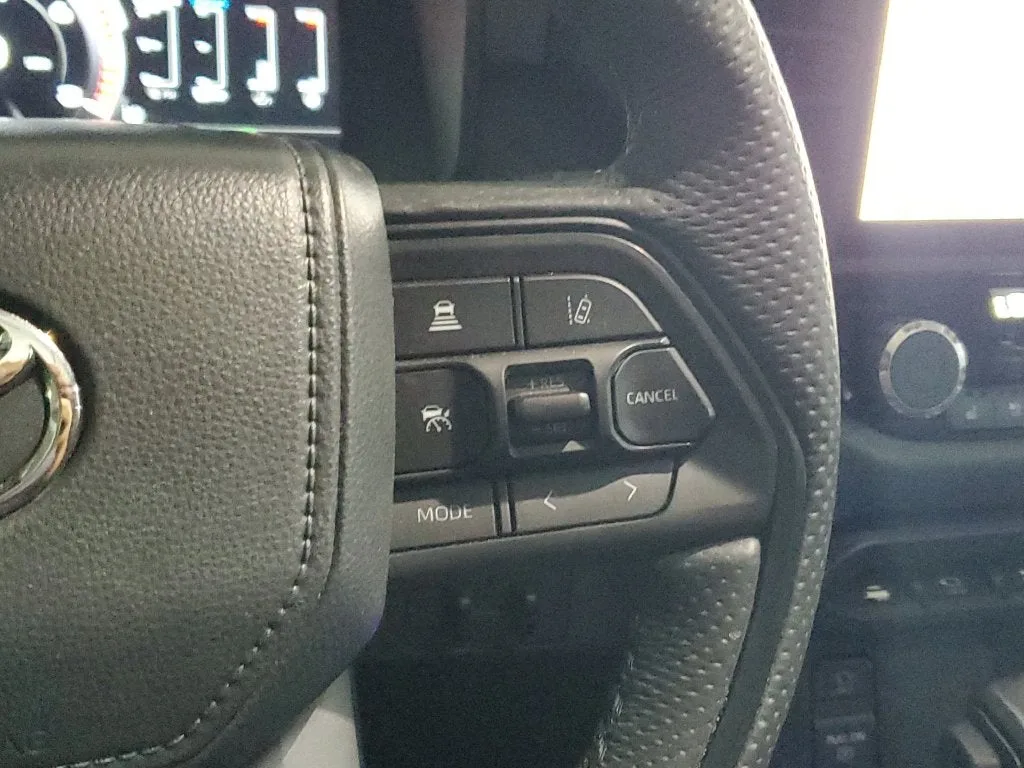 2025 Toyota Sequoia TRD Pro photo 25