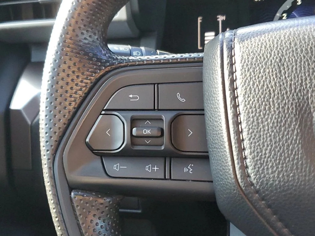 2024 Toyota Tacoma SR5 photo 23