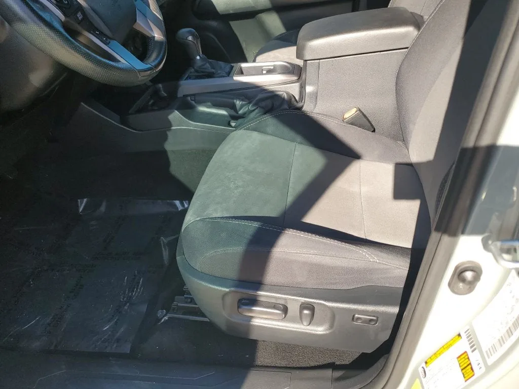 2022 Toyota Tacoma TRD Sport V6 photo 18