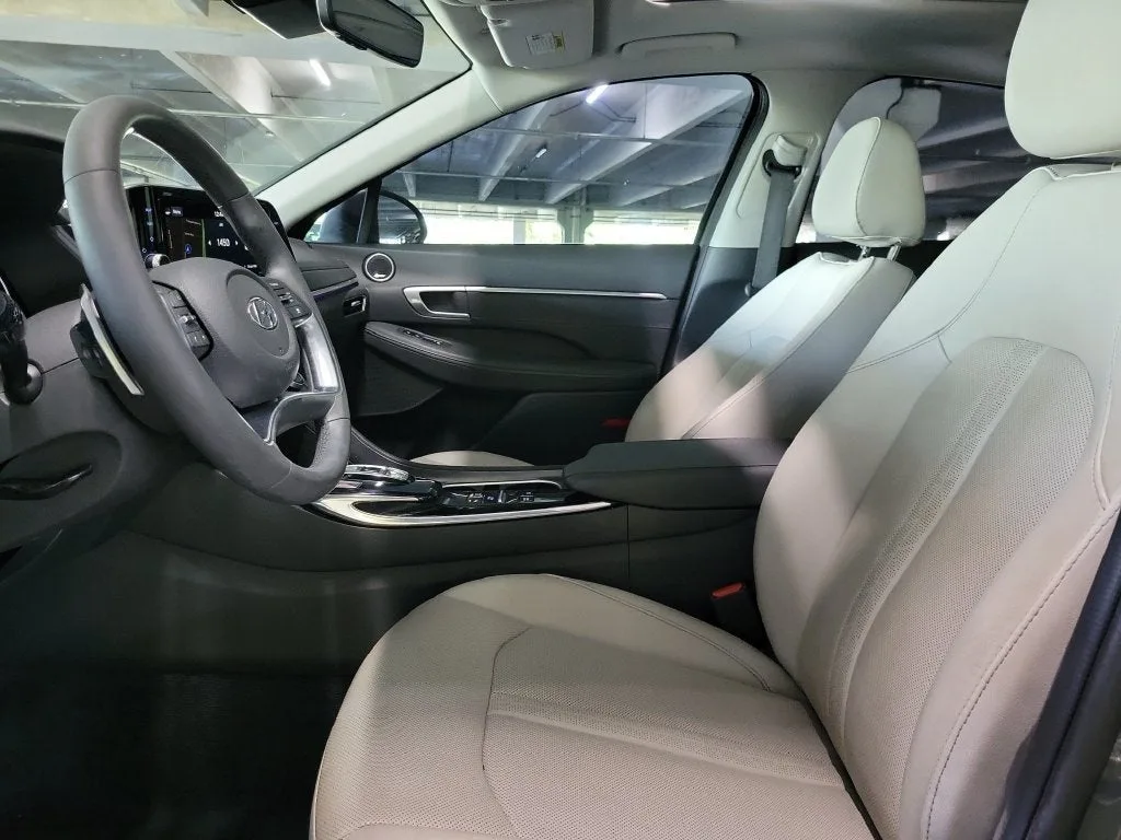 2020 Hyundai Sonata Limited photo 18