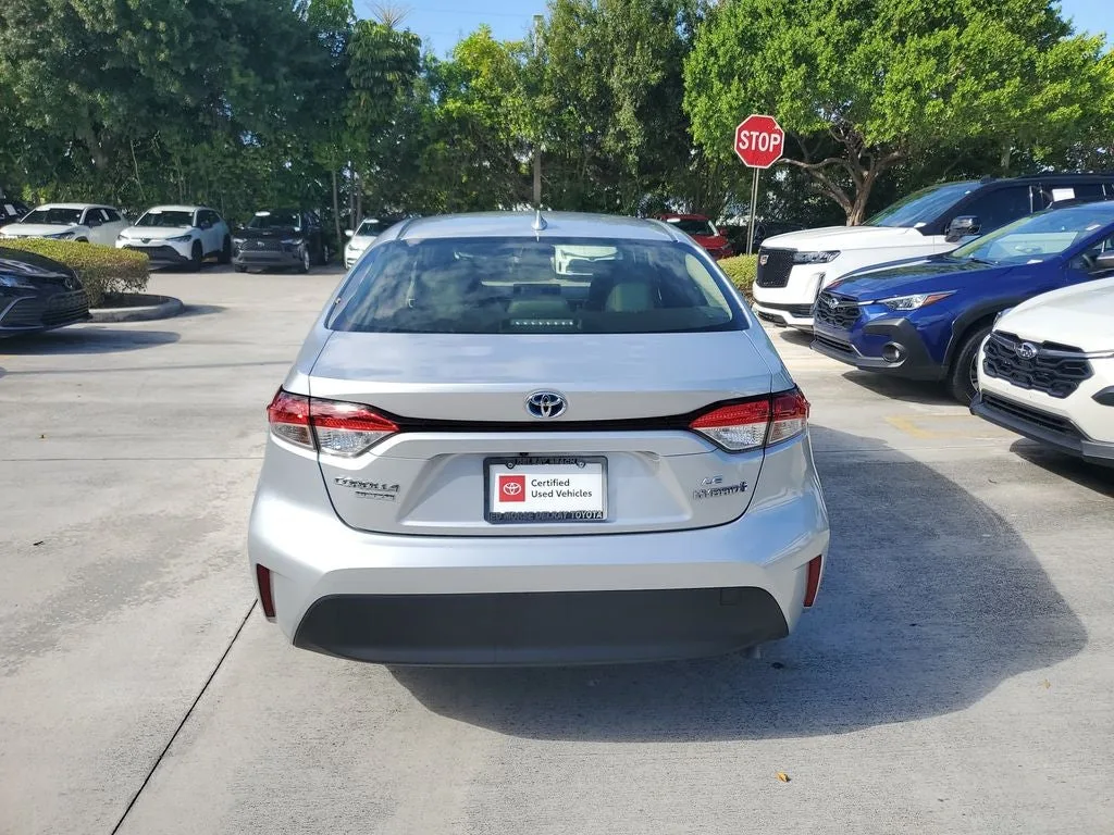 2024 Toyota Corolla Hybrid LE photo 5