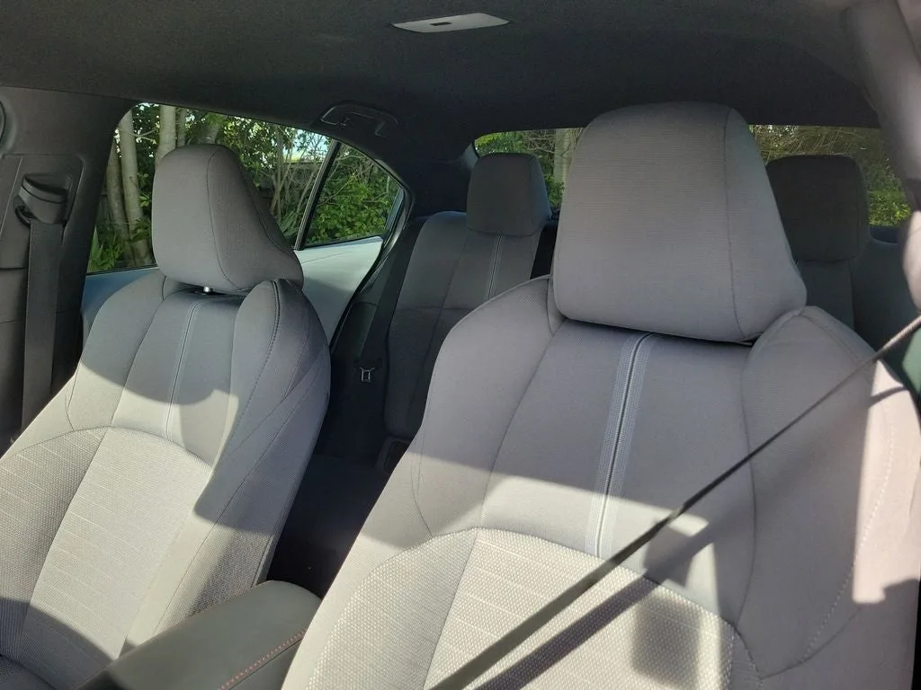 2024 Toyota Corolla SE photo 20