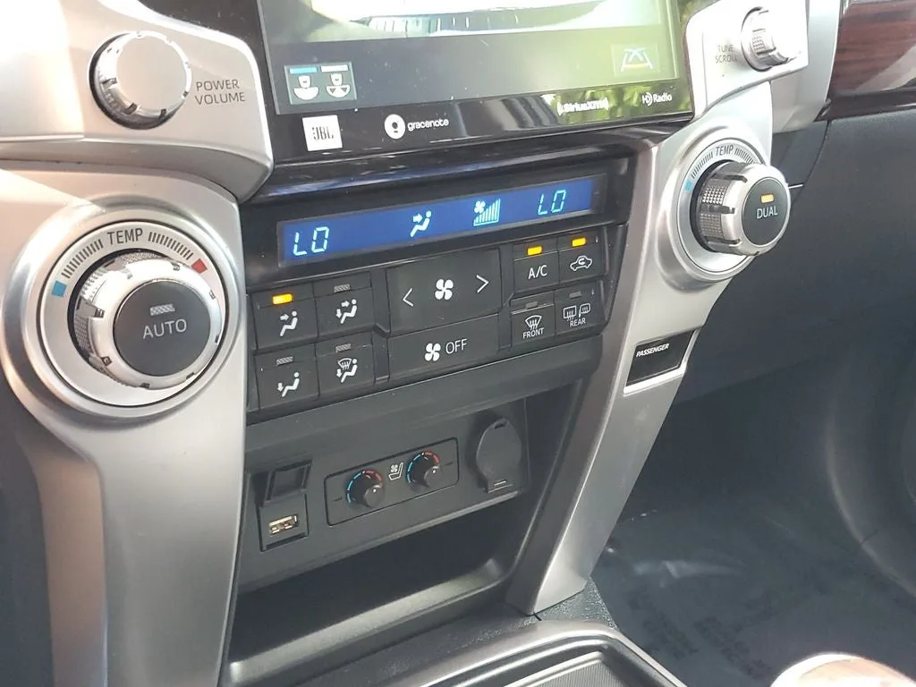 2024 Toyota 4Runner Limited photo 28