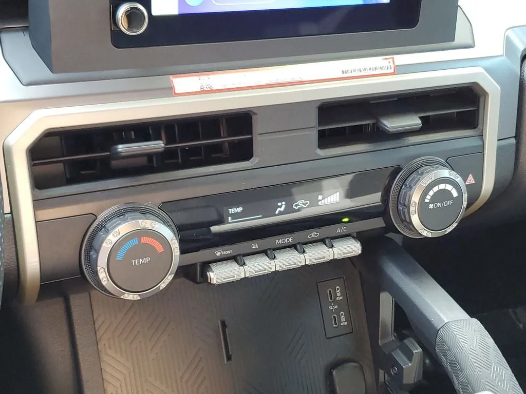 2024 Toyota Tacoma SR5 photo 28