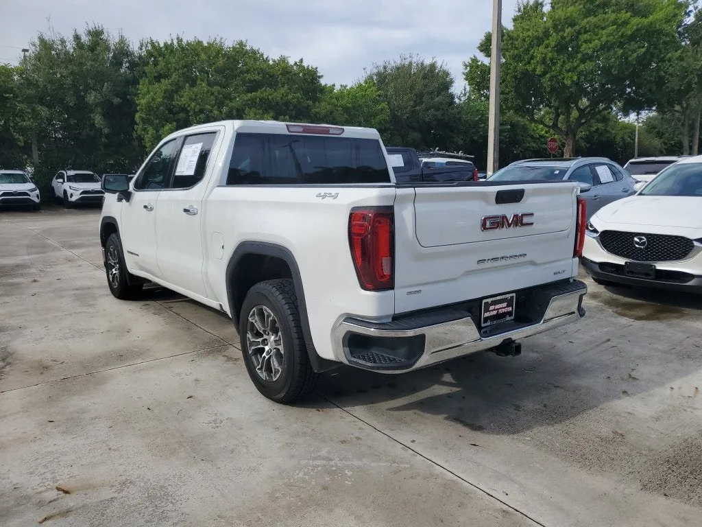 2025 GMC Sierra 1500 SLT photo 6