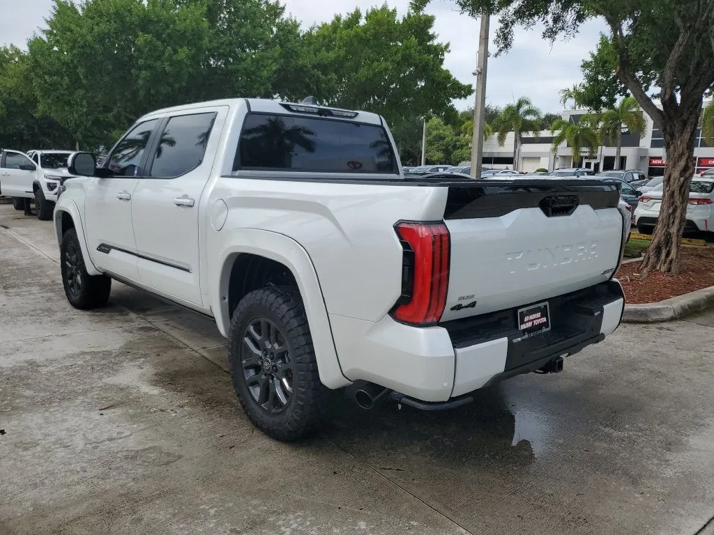 2025 Toyota Tundra Hybrid Platinum photo 6