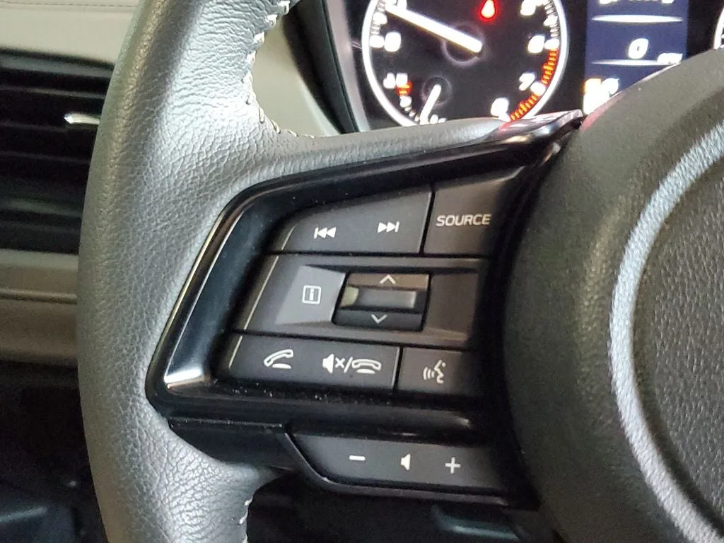 2025 Subaru Forester Premium photo 22