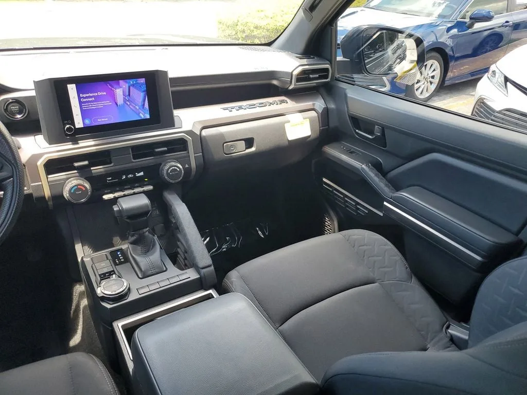 2025 Toyota Tacoma SR5 photo 16
