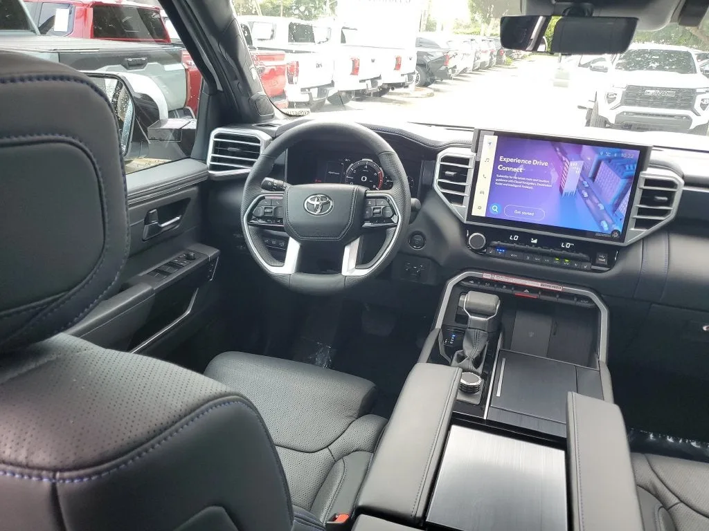 2025 Toyota Tundra Hybrid Platinum photo 15