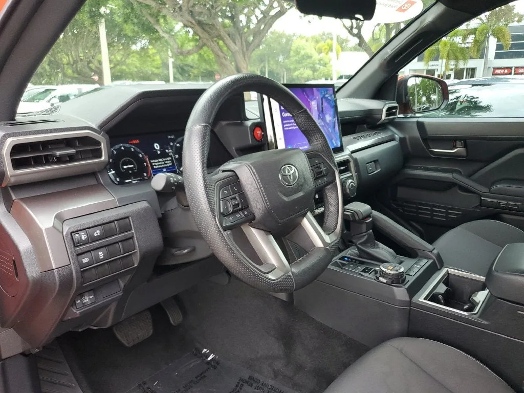 2024 Toyota Tacoma TRD Off-Road photo 21