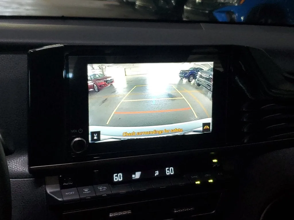 2025 Toyota Camry LE photo 25