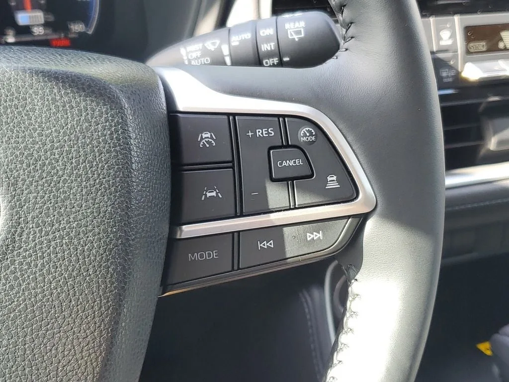 2024 Toyota Grand Highlander Hybrid Limited photo 26