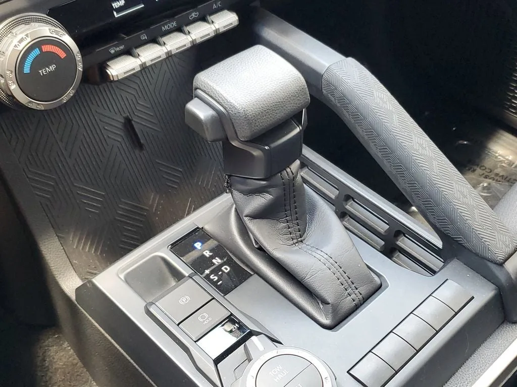 2025 Toyota Tacoma SR5 photo 29