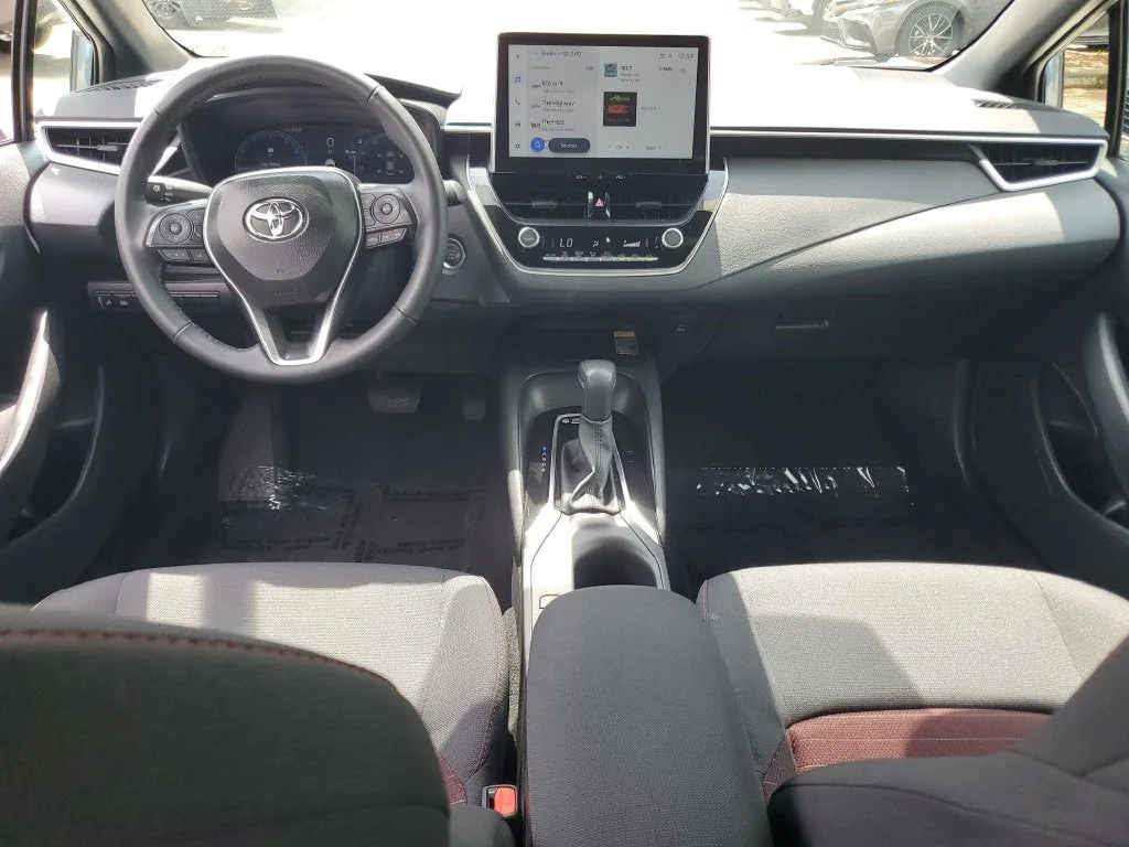 2026 Toyota Corolla SE photo 15