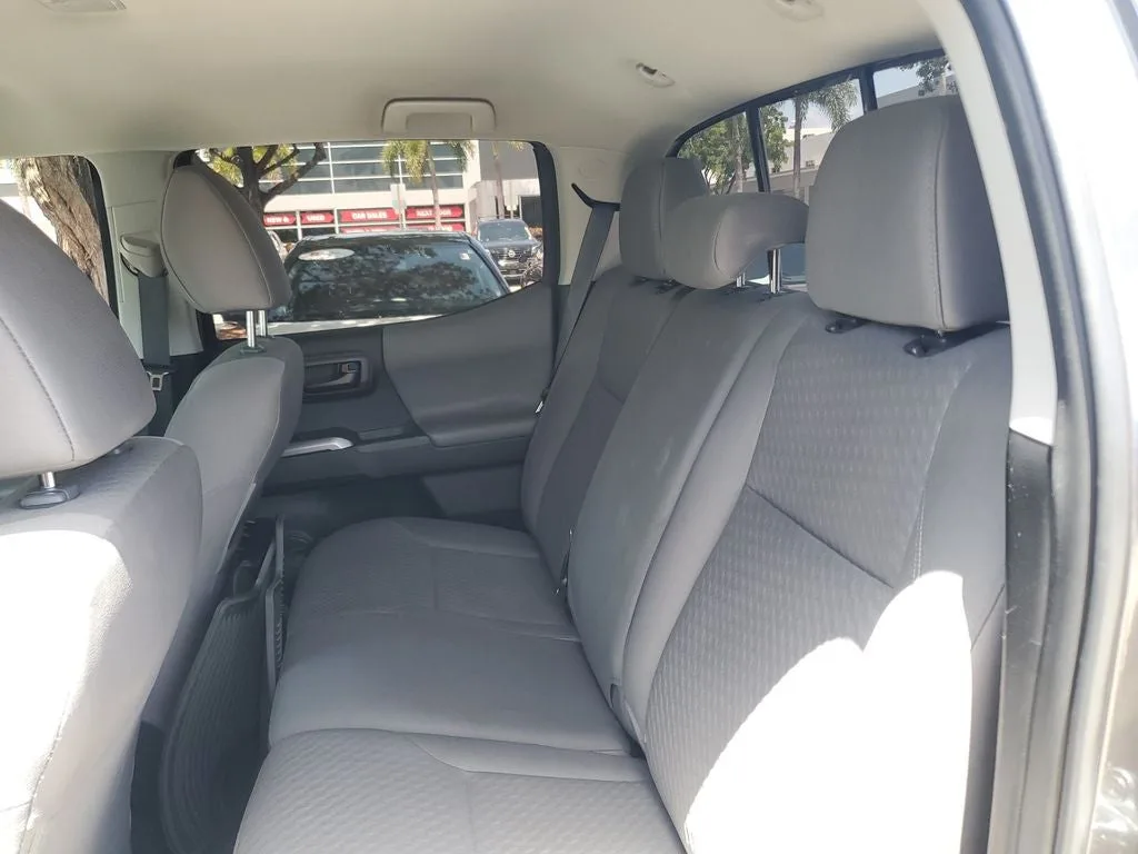 2023 Toyota Tacoma SR5 V6 photo 13