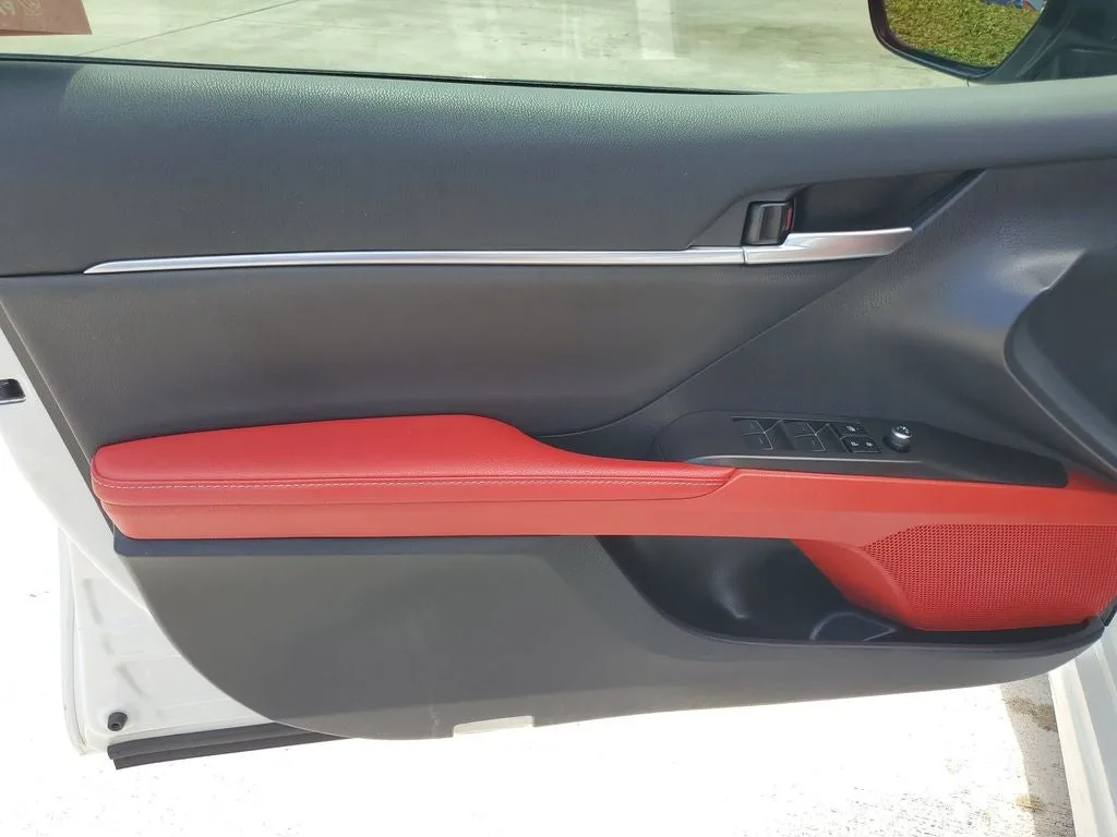 2024 Toyota Camry XSE V6 photo 14