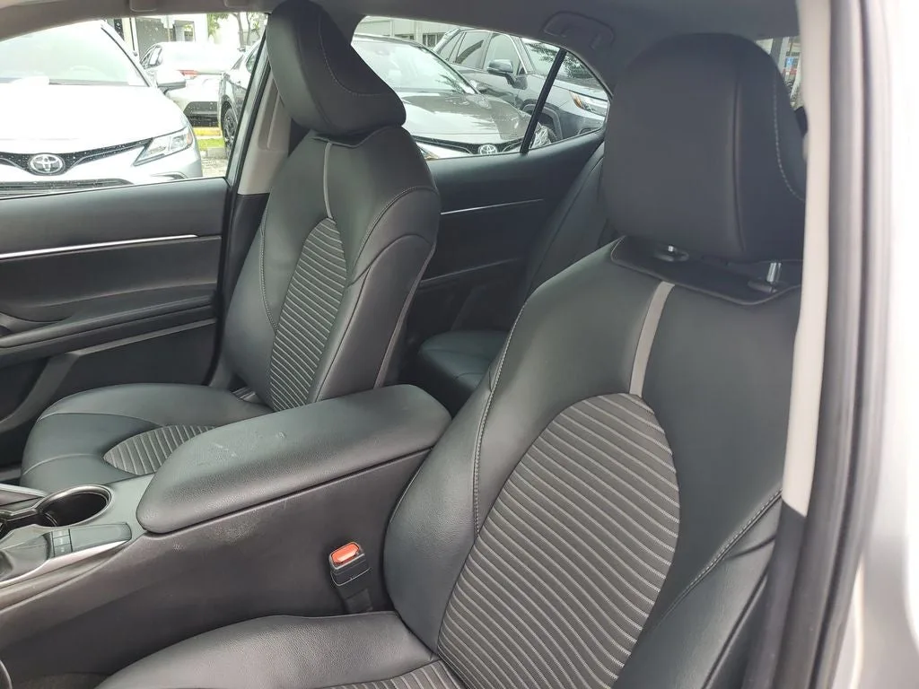2024 Toyota Camry SE photo 19