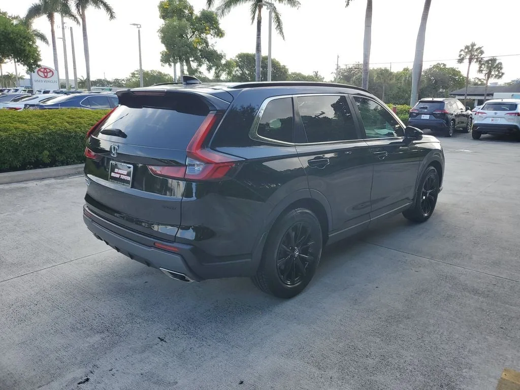 2023 Honda CR-V Hybrid Sport photo 4
